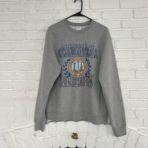 Mens ucla university of California crewneck sweater size medium